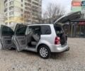 Серый Фольксваген Туран, объемом двигателя 1.6 л и пробегом 238 тыс. км за 7850 $, фото 62 на Automoto.ua
