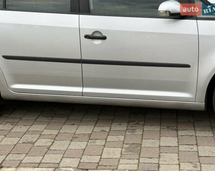 Серый Фольксваген Туран, объемом двигателя 1.6 л и пробегом 174 тыс. км за 7550 $, фото 19 на Automoto.ua