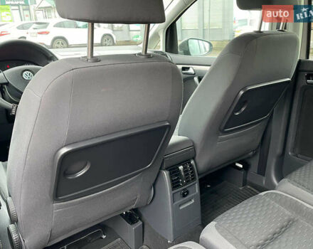 Серый Фольксваген Туран, объемом двигателя 1.6 л и пробегом 196 тыс. км за 8999 $, фото 162 на Automoto.ua