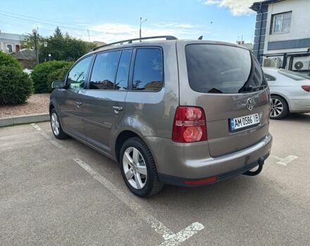 Сірий Фольксваген Туран, об'ємом двигуна 1.6 л та пробігом 213 тис. км за 8600 $, фото 3 на Automoto.ua