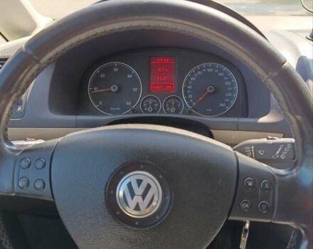Серый Фольксваген Туран, объемом двигателя 1.9 л и пробегом 237 тыс. км за 7600 $, фото 18 на Automoto.ua