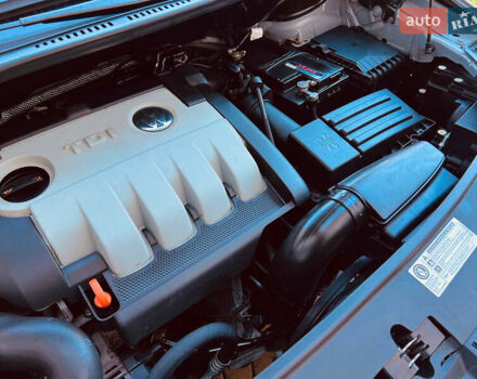 Сірий Фольксваген Туран, об'ємом двигуна 1.9 л та пробігом 200 тис. км за 8500 $, фото 38 на Automoto.ua