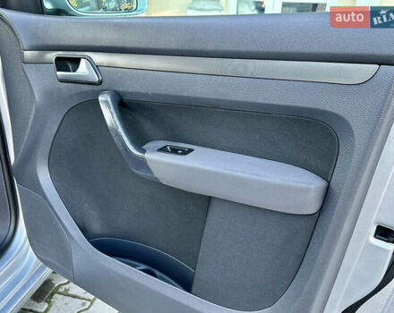 Серый Фольксваген Туран, объемом двигателя 1.6 л и пробегом 191 тыс. км за 7270 $, фото 65 на Automoto.ua