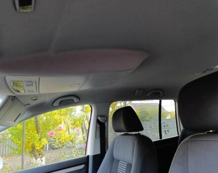 Сірий Фольксваген Туран, об'ємом двигуна 1.4 л та пробігом 215 тис. км за 7500 $, фото 15 на Automoto.ua