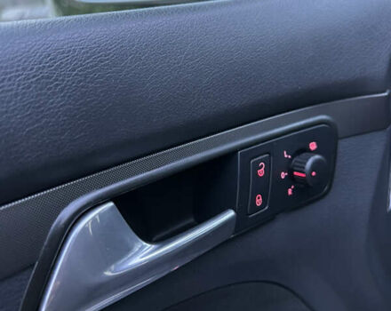 Серый Фольксваген Туран, объемом двигателя 1.6 л и пробегом 225 тыс. км за 8199 $, фото 43 на Automoto.ua