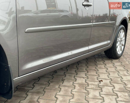 Серый Фольксваген Туран, объемом двигателя 1.6 л и пробегом 196 тыс. км за 8999 $, фото 83 на Automoto.ua