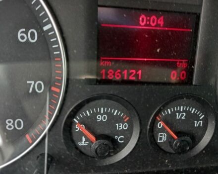 Серый Фольксваген Туран, объемом двигателя 1.4 л и пробегом 186 тыс. км за 2700 $, фото 1 на Automoto.ua