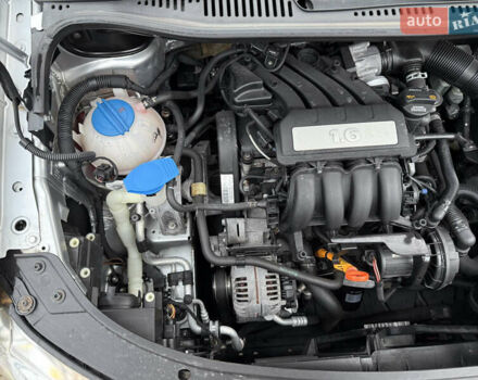 Серый Фольксваген Туран, объемом двигателя 1.6 л и пробегом 174 тыс. км за 7450 $, фото 61 на Automoto.ua