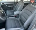Серый Фольксваген Туран, объемом двигателя 1.6 л и пробегом 172 тыс. км за 8800 $, фото 12 на Automoto.ua