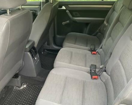 Серый Фольксваген Туран, объемом двигателя 1.6 л и пробегом 211 тыс. км за 9150 $, фото 19 на Automoto.ua