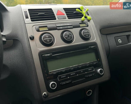 Сірий Фольксваген Туран, об'ємом двигуна 1.4 л та пробігом 197 тис. км за 7600 $, фото 23 на Automoto.ua