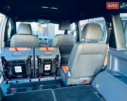 Сірий Фольксваген Туран, об'ємом двигуна 1.9 л та пробігом 200 тис. км за 8500 $, фото 37 на Automoto.ua