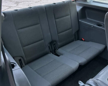 Серый Фольксваген Туран, объемом двигателя 1.6 л и пробегом 225 тыс. км за 8199 $, фото 35 на Automoto.ua