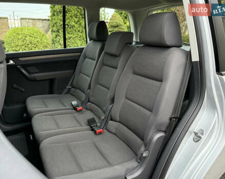 Серый Фольксваген Туран, объемом двигателя 1.6 л и пробегом 174 тыс. км за 7550 $, фото 37 на Automoto.ua