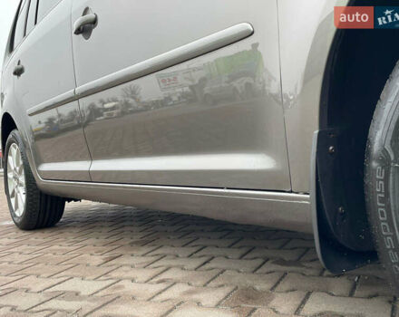 Серый Фольксваген Туран, объемом двигателя 1.6 л и пробегом 196 тыс. км за 8999 $, фото 145 на Automoto.ua