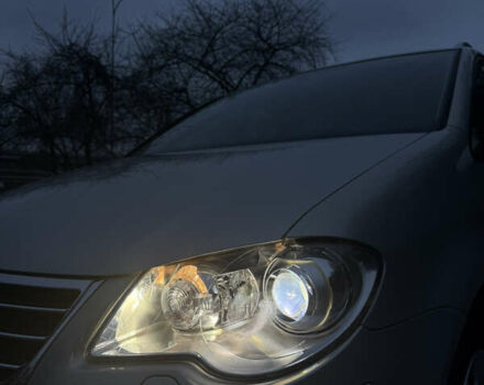 Сірий Фольксваген Туран, об'ємом двигуна 1.39 л та пробігом 182 тис. км за 7950 $, фото 47 на Automoto.ua