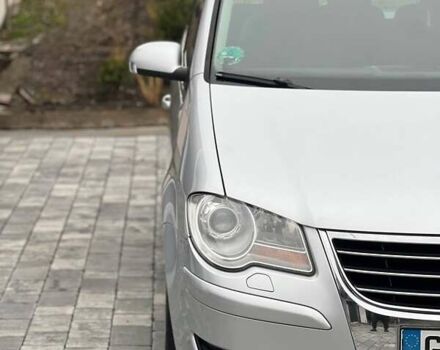 Серый Фольксваген Туран, объемом двигателя 1.6 л и пробегом 198 тыс. км за 8399 $, фото 18 на Automoto.ua