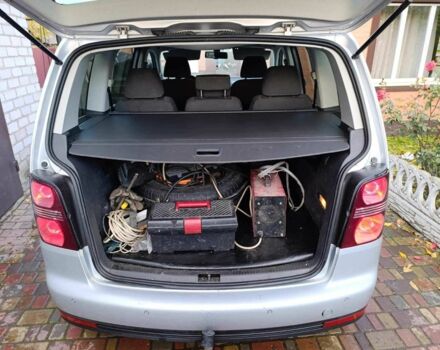 Сірий Фольксваген Туран, об'ємом двигуна 1.4 л та пробігом 215 тис. км за 7500 $, фото 7 на Automoto.ua