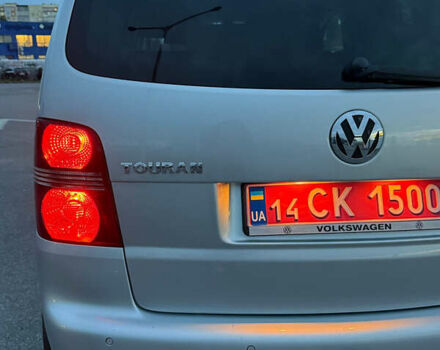 Сірий Фольксваген Туран, об'ємом двигуна 1.6 л та пробігом 212 тис. км за 8499 $, фото 61 на Automoto.ua