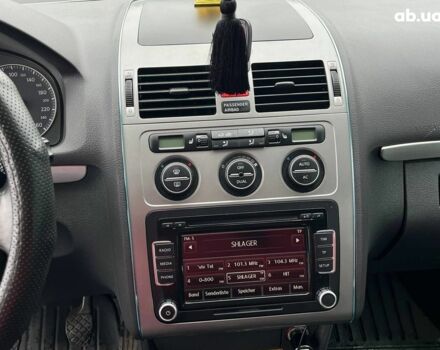 Серый Фольксваген Туран, объемом двигателя 1.4 л и пробегом 256 тыс. км за 7490 $, фото 17 на Automoto.ua