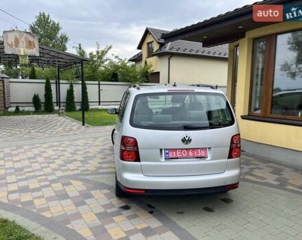 Сірий Фольксваген Туран, об'ємом двигуна 1.39 л та пробігом 204 тис. км за 7100 $, фото 4 на Automoto.ua