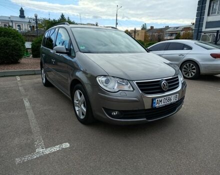 Сірий Фольксваген Туран, об'ємом двигуна 1.6 л та пробігом 213 тис. км за 8600 $, фото 7 на Automoto.ua