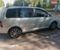 Сірий Фольксваген Туран, об'ємом двигуна 1.6 л та пробігом 220 тис. км за 7800 $, фото 1 на Automoto.ua
