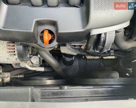 Серый Фольксваген Туран, объемом двигателя 1.6 л и пробегом 211 тыс. км за 9150 $, фото 32 на Automoto.ua