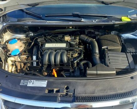 Сірий Фольксваген Туран, об'ємом двигуна 1.6 л та пробігом 190 тис. км за 8800 $, фото 3 на Automoto.ua