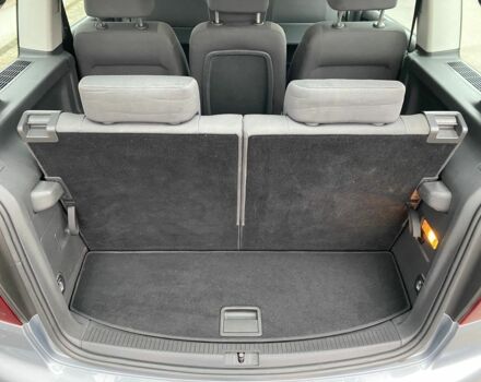 Серый Фольксваген Туран, объемом двигателя 1.4 л и пробегом 221 тыс. км за 7900 $, фото 8 на Automoto.ua