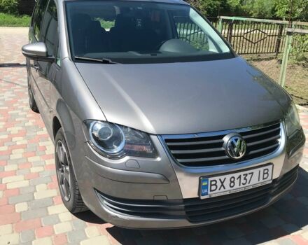 Сірий Фольксваген Туран, об'ємом двигуна 1.4 л та пробігом 274 тис. км за 8900 $, фото 10 на Automoto.ua