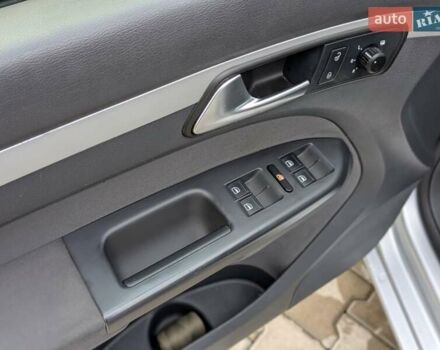 Серый Фольксваген Туран, объемом двигателя 1.4 л и пробегом 274 тыс. км за 7500 $, фото 38 на Automoto.ua