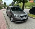 Серый Фольксваген Туран, объемом двигателя 1.4 л и пробегом 215 тыс. км за 7200 $, фото 1 на Automoto.ua