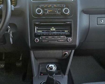 Серый Фольксваген Туран, объемом двигателя 1.6 л и пробегом 284 тыс. км за 9600 $, фото 29 на Automoto.ua