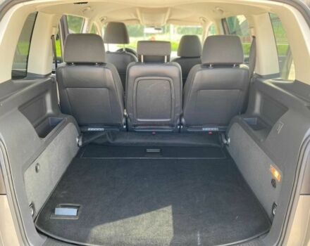 Сірий Фольксваген Туран, об'ємом двигуна 2 л та пробігом 178 тис. км за 3150 $, фото 8 на Automoto.ua