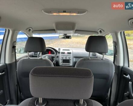 Сірий Фольксваген Туран, об'ємом двигуна 1.39 л та пробігом 216 тис. км за 8500 $, фото 24 на Automoto.ua