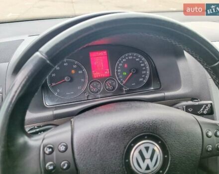 Серый Фольксваген Туран, объемом двигателя 1.4 л и пробегом 195 тыс. км за 7800 $, фото 3 на Automoto.ua