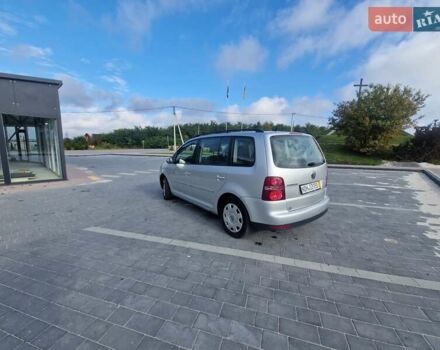 Серый Фольксваген Туран, объемом двигателя 1.4 л и пробегом 196 тыс. км за 6400 $, фото 7 на Automoto.ua