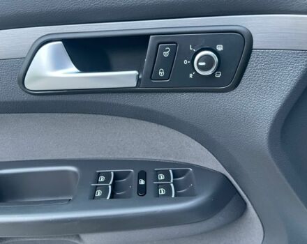 Сірий Фольксваген Туран, об'ємом двигуна 1.4 л та пробігом 230 тис. км за 8800 $, фото 4 на Automoto.ua