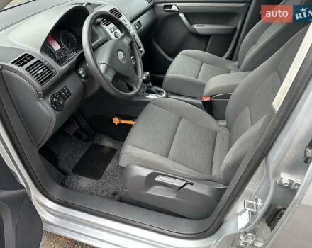 Сірий Фольксваген Туран, об'ємом двигуна 1.39 л та пробігом 216 тис. км за 8500 $, фото 19 на Automoto.ua