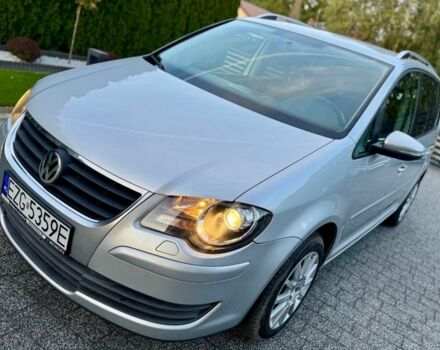 Сірий Фольксваген Туран, об'ємом двигуна 2 л та пробігом 226 тис. км за 4800 $, фото 4 на Automoto.ua