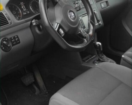 Сірий Фольксваген Туран, об'ємом двигуна 1.4 л та пробігом 220 тис. км за 9000 $, фото 4 на Automoto.ua