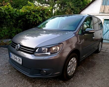 Сірий Фольксваген Туран, об'ємом двигуна 2 л та пробігом 325 тис. км за 9000 $, фото 3 на Automoto.ua