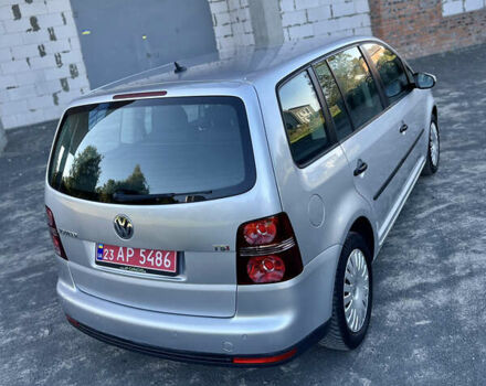 Сірий Фольксваген Туран, об'ємом двигуна 1.4 л та пробігом 173 тис. км за 7300 $, фото 11 на Automoto.ua