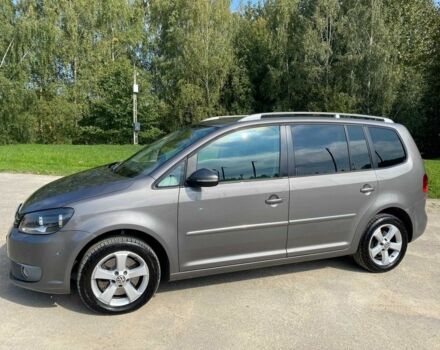 Сірий Фольксваген Туран, об'ємом двигуна 2 л та пробігом 178 тис. км за 3150 $, фото 1 на Automoto.ua