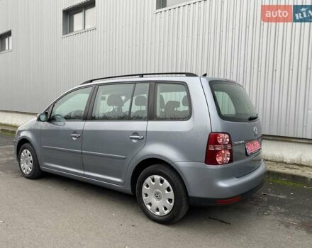 Серый Фольксваген Туран, объемом двигателя 1.4 л и пробегом 220 тыс. км за 7900 $, фото 23 на Automoto.ua