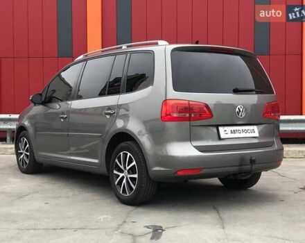 Сірий Фольксваген Туран, об'ємом двигуна 1.6 л та пробігом 265 тис. км за 9990 $, фото 4 на Automoto.ua