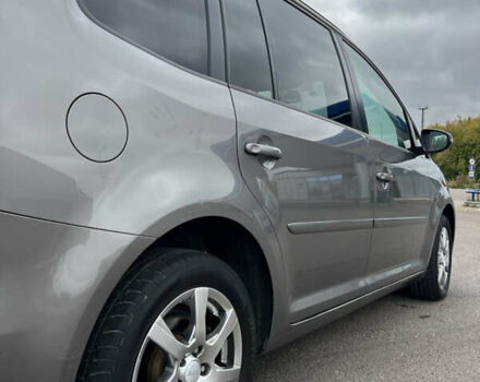 Серый Фольксваген Туран, объемом двигателя 1.4 л и пробегом 198 тыс. км за 8800 $, фото 19 на Automoto.ua