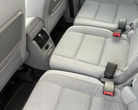 Серый Фольксваген Туран, объемом двигателя 0 л и пробегом 173 тыс. км за 7100 $, фото 3 на Automoto.ua