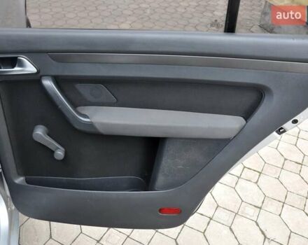 Сірий Фольксваген Туран, об'ємом двигуна 1.9 л та пробігом 172 тис. км за 6999 $, фото 21 на Automoto.ua